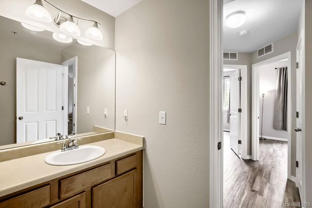 804 Summer Hawk Drive 5207, Longmont, CO 80504