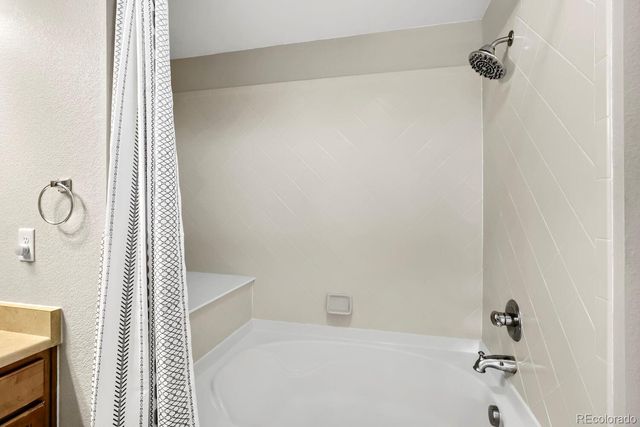 804 Summer Hawk Drive 5207, Longmont, CO 80504