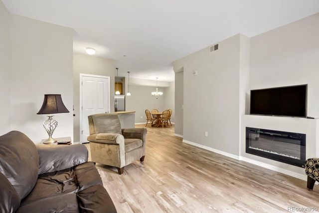 804 Summer Hawk Drive 5207, Longmont, CO 80504