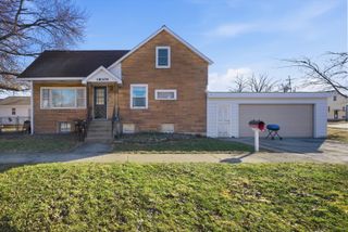 18309 Grant Street, Lansing, IL 60438