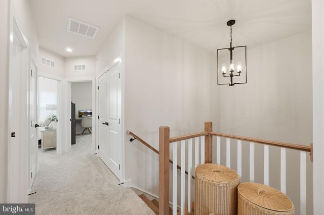 1612 KIRKMAN ST, Dumfries, VA 22026