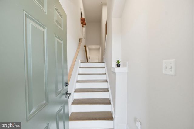 1612 KIRKMAN ST, Dumfries, VA 22026