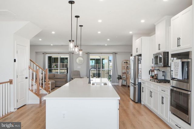 1612 KIRKMAN ST, Dumfries, VA 22026