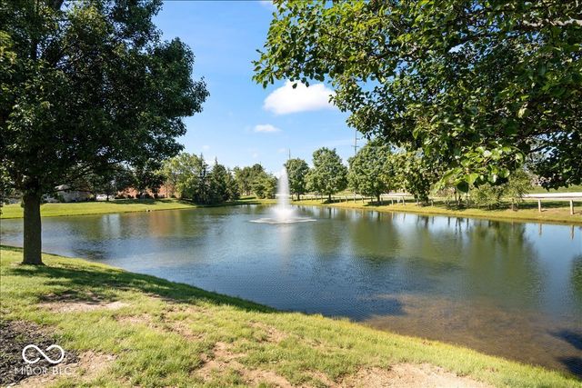 426 Waterford Lane, Avon, IN 46123