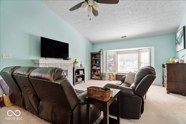 426 Waterford Lane, Avon, IN 46123