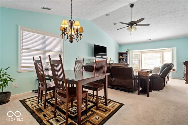 426 Waterford Lane, Avon, IN 46123