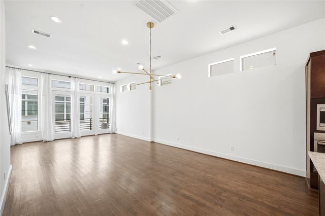 2108 Colorado Street, Houston, TX 77007