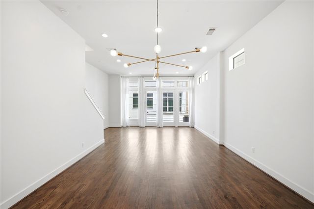 2108 Colorado Street, Houston, TX 77007