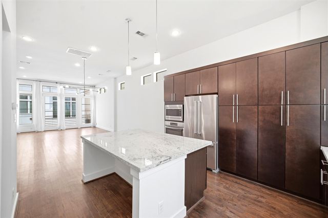 2108 Colorado Street, Houston, TX 77007