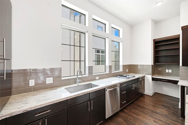 2108 Colorado Street, Houston, TX 77007