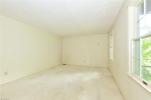 1927 Fleming Road, Greensboro, NC 27410