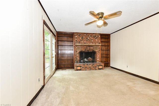 1927 Fleming Road, Greensboro, NC 27410