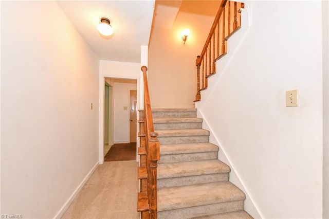 1927 Fleming Road, Greensboro, NC 27410