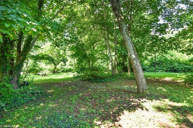 1927 Fleming Road, Greensboro, NC 27410