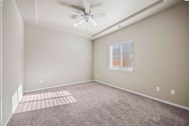 3742 Grant Loop, West Richland, WA 99353