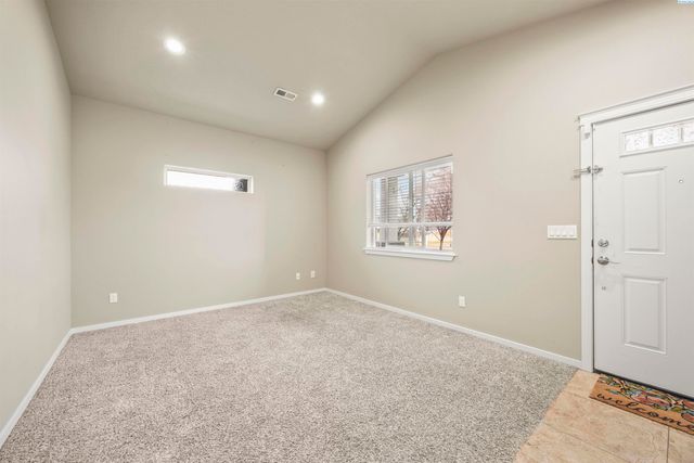 3742 Grant Loop, West Richland, WA 99353