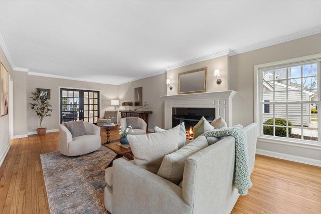 5050 Lake DRIVE, Whitefish Bay, WI 53217