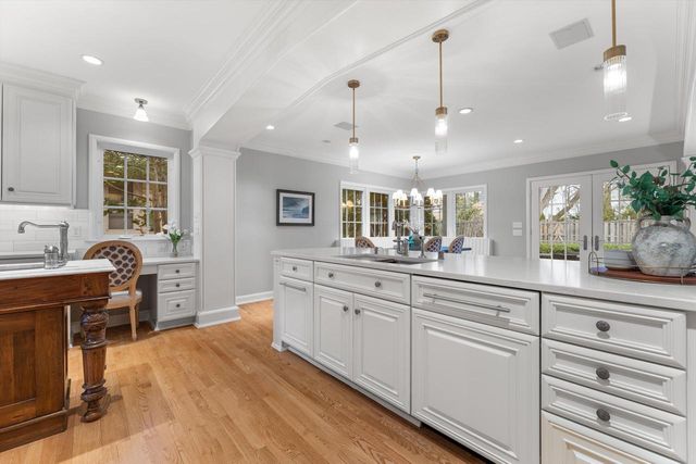 5050 Lake DRIVE, Whitefish Bay, WI 53217