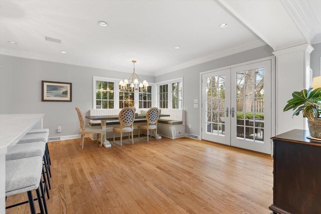 5050 Lake DRIVE, Whitefish Bay, WI 53217