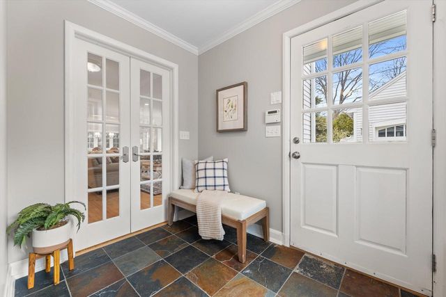 5050 Lake DRIVE, Whitefish Bay, WI 53217