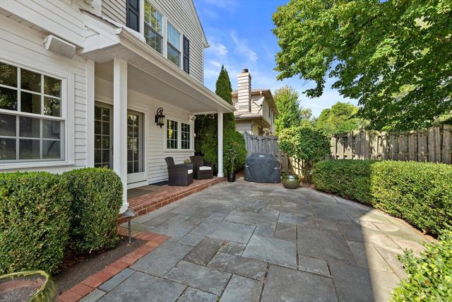 5050 Lake DRIVE, Whitefish Bay, WI 53217