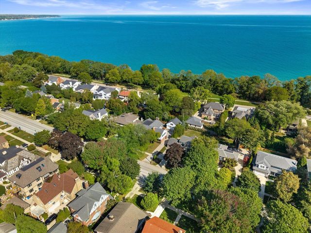 5050 Lake DRIVE, Whitefish Bay, WI 53217