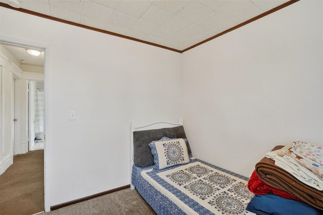 111 W Barnes Avenue, Lansing, MI 48910