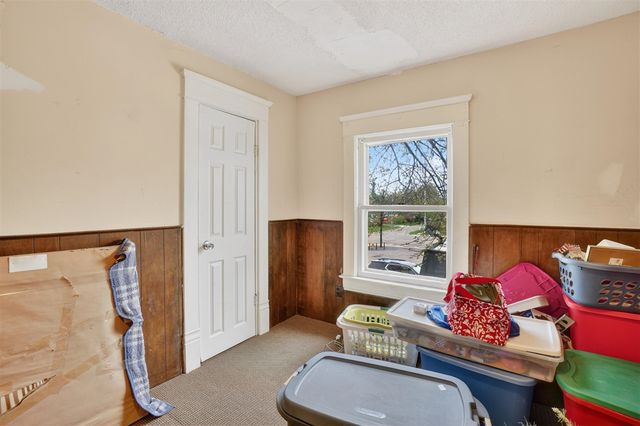 111 W Barnes Avenue, Lansing, MI 48910