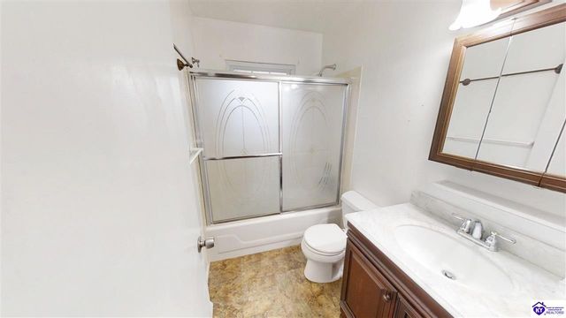 128 Parkside Circle, Vine Grove, KY 40175