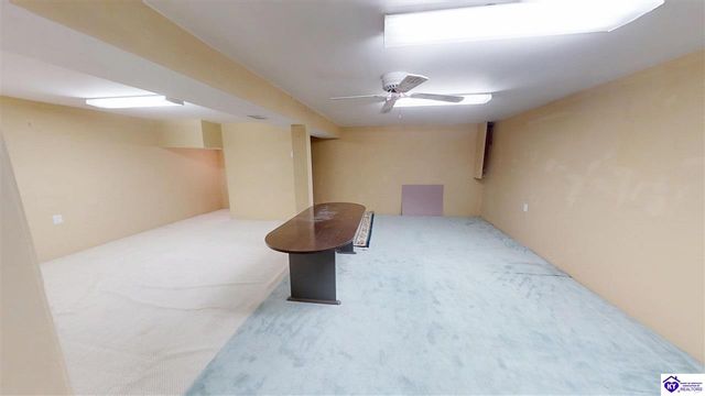 128 Parkside Circle, Vine Grove, KY 40175