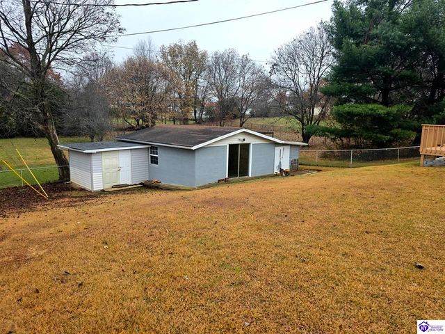 128 Parkside Circle, Vine Grove, KY 40175