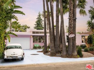 11576 Otsego Street, North Hollywood, CA 91601