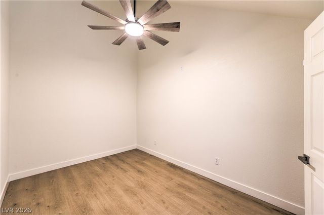 460 Elm Drive 204, Las Vegas, NV 89169