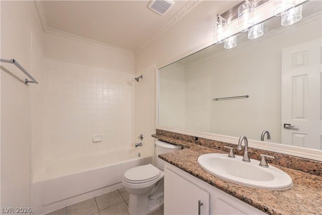 460 Elm Drive 204, Las Vegas, NV 89169