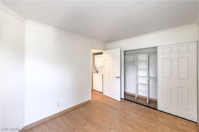 460 Elm Drive 204, Las Vegas, NV 89169