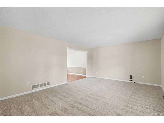 5406 S Rifle Ct, Centennial, CO 80015