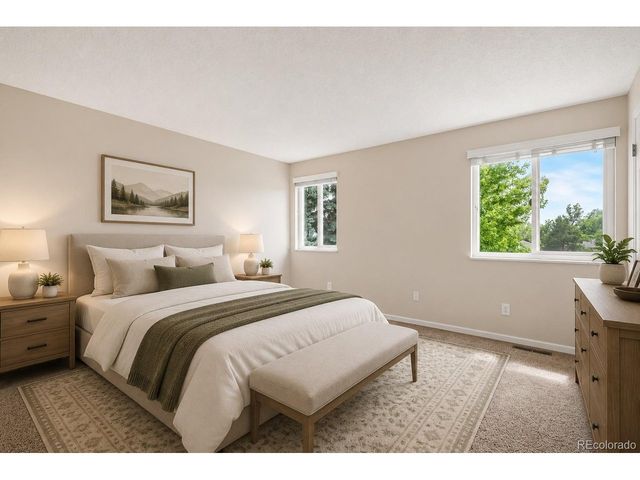 5406 S Rifle Ct, Centennial, CO 80015