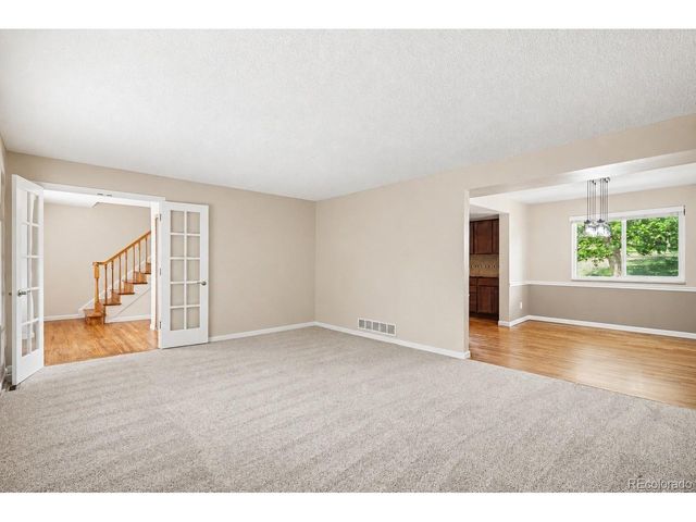 5406 S Rifle Ct, Centennial, CO 80015