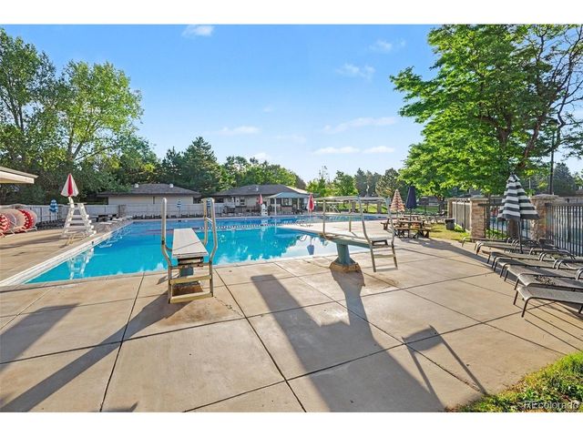5406 S Rifle Ct, Centennial, CO 80015