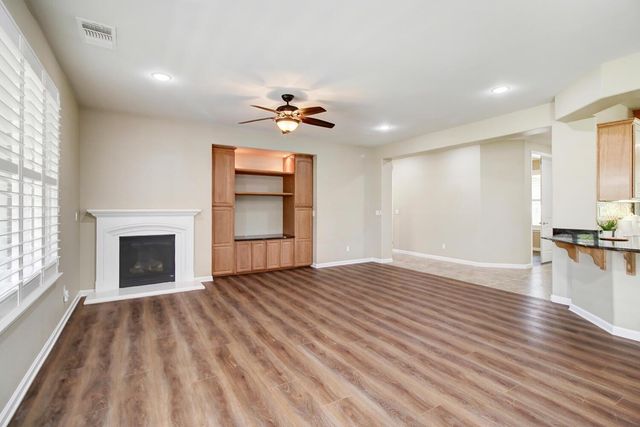 9644 Oakham Way, Elk Grove, CA 95757