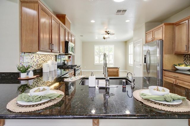 9644 Oakham Way, Elk Grove, CA 95757