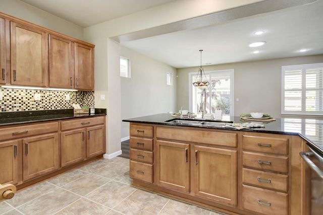 9644 Oakham Way, Elk Grove, CA 95757