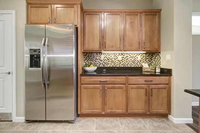 9644 Oakham Way, Elk Grove, CA 95757