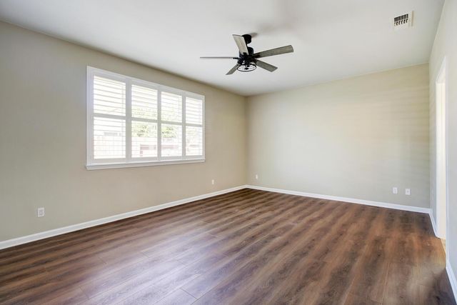 9644 Oakham Way, Elk Grove, CA 95757