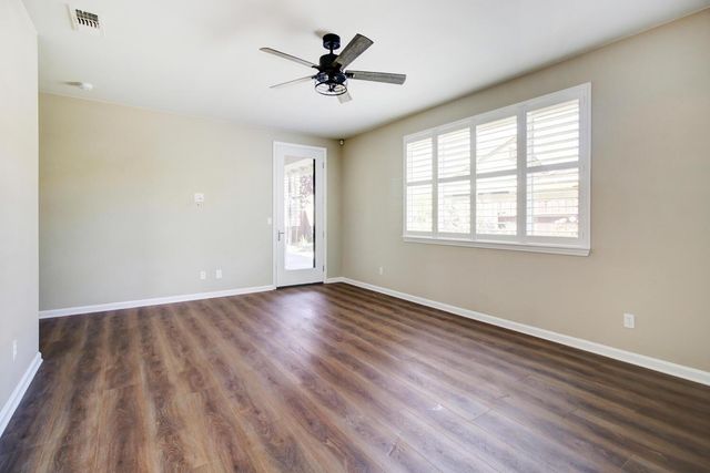 9644 Oakham Way, Elk Grove, CA 95757