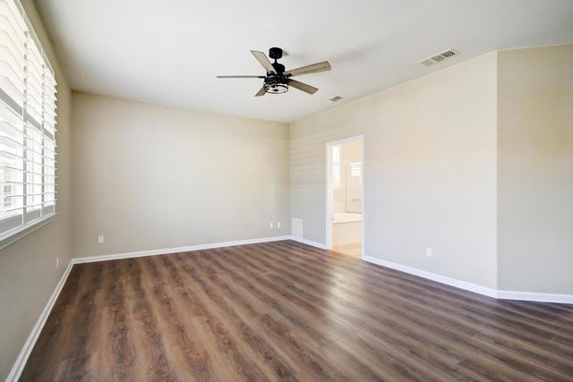 9644 Oakham Way, Elk Grove, CA 95757