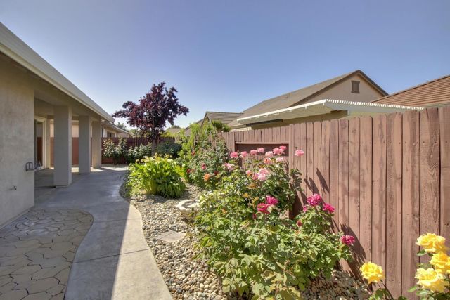 9644 Oakham Way, Elk Grove, CA 95757