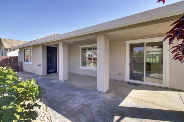 9644 Oakham Way, Elk Grove, CA 95757