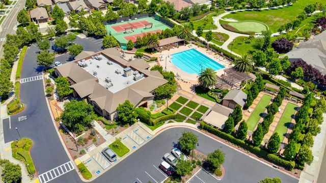 9644 Oakham Way, Elk Grove, CA 95757