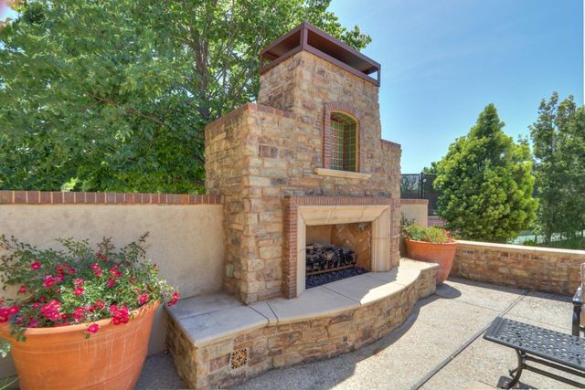 9644 Oakham Way, Elk Grove, CA 95757